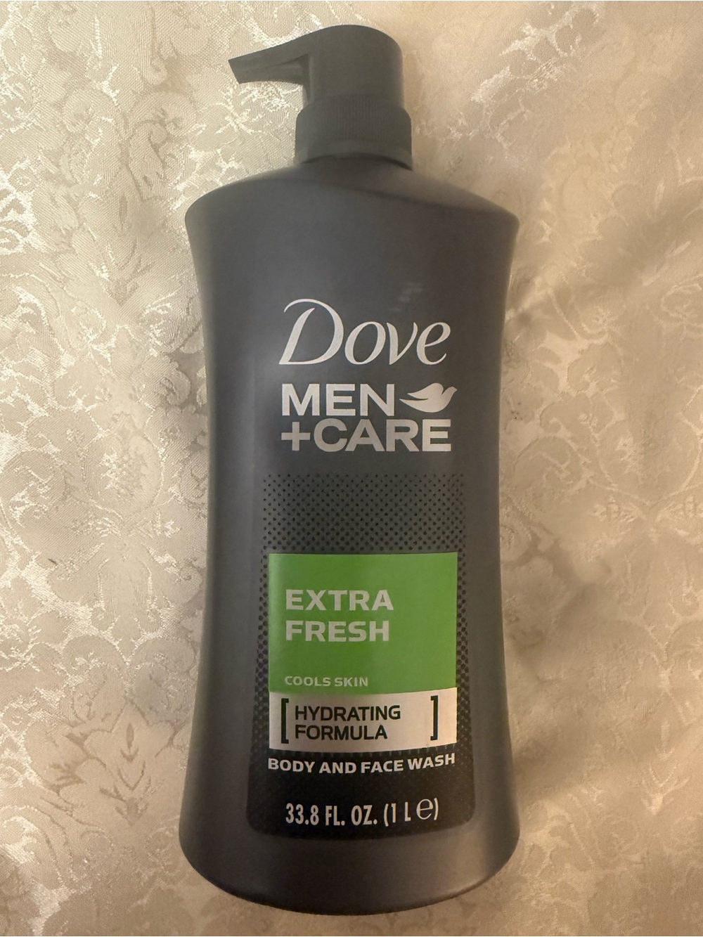 Dove Men+Care Extra Fresh Hydrating Gel Body & Face Wash Pump 33.8 fl oz